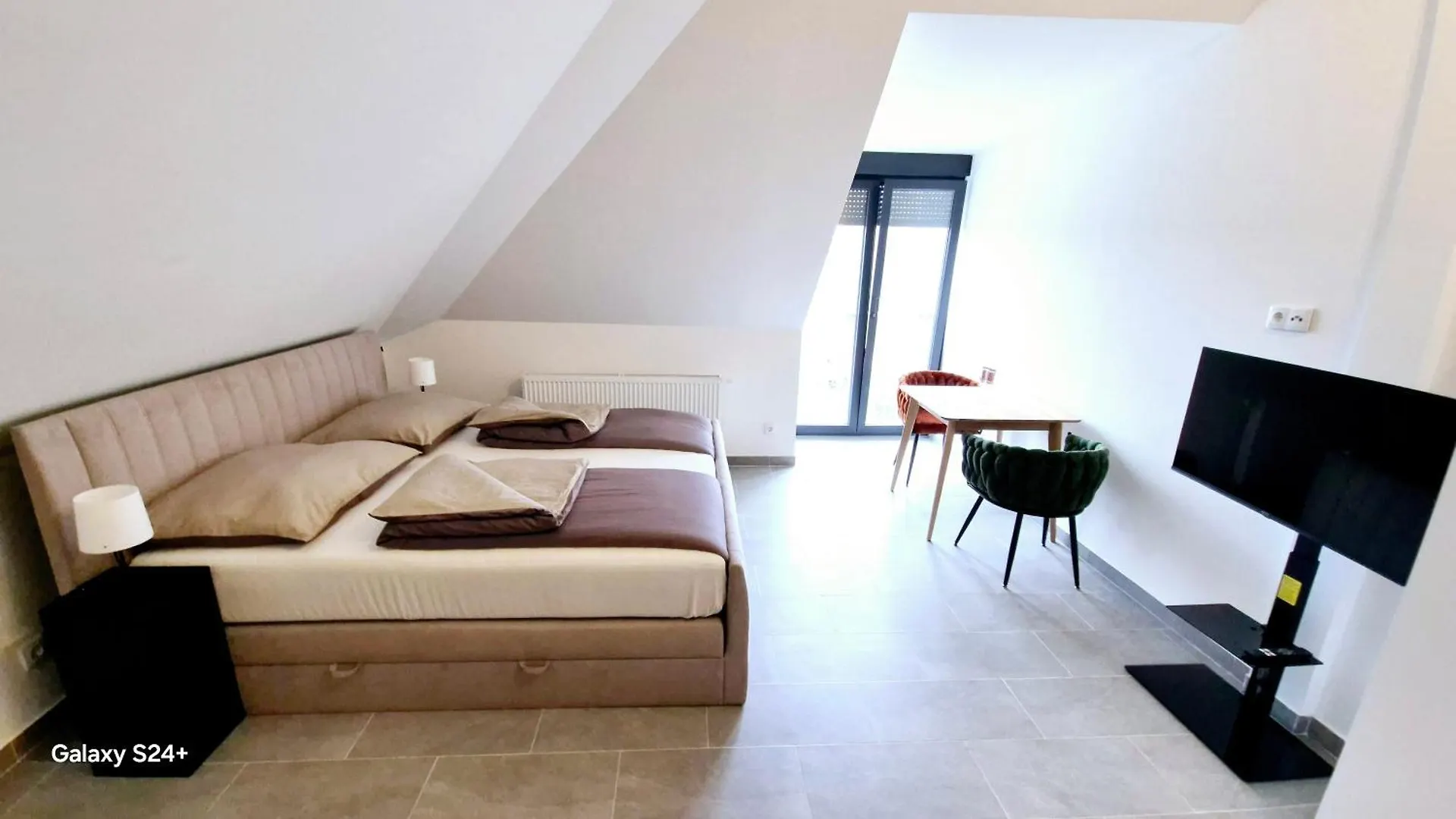 Moderne Apartments Mit Klima, Perfekter Anbindung Ins Zentrum Und Kostenlose Parkplaetze! Vienna
