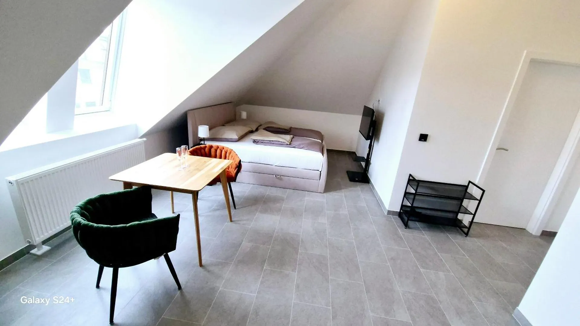 Moderne Apartments Mit Klima, Perfekter Anbindung Ins Zentrum Und Kostenlose Parkplaetze! Vienna