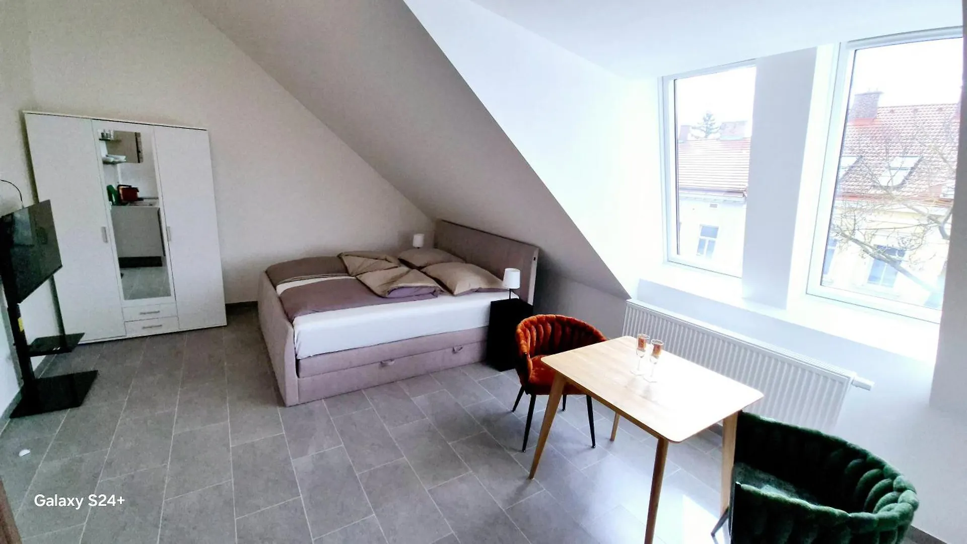 Moderne Apartments Mit Klima, Perfekter Anbindung Ins Zentrum Und Kostenlose Parkplaetze! Vienna