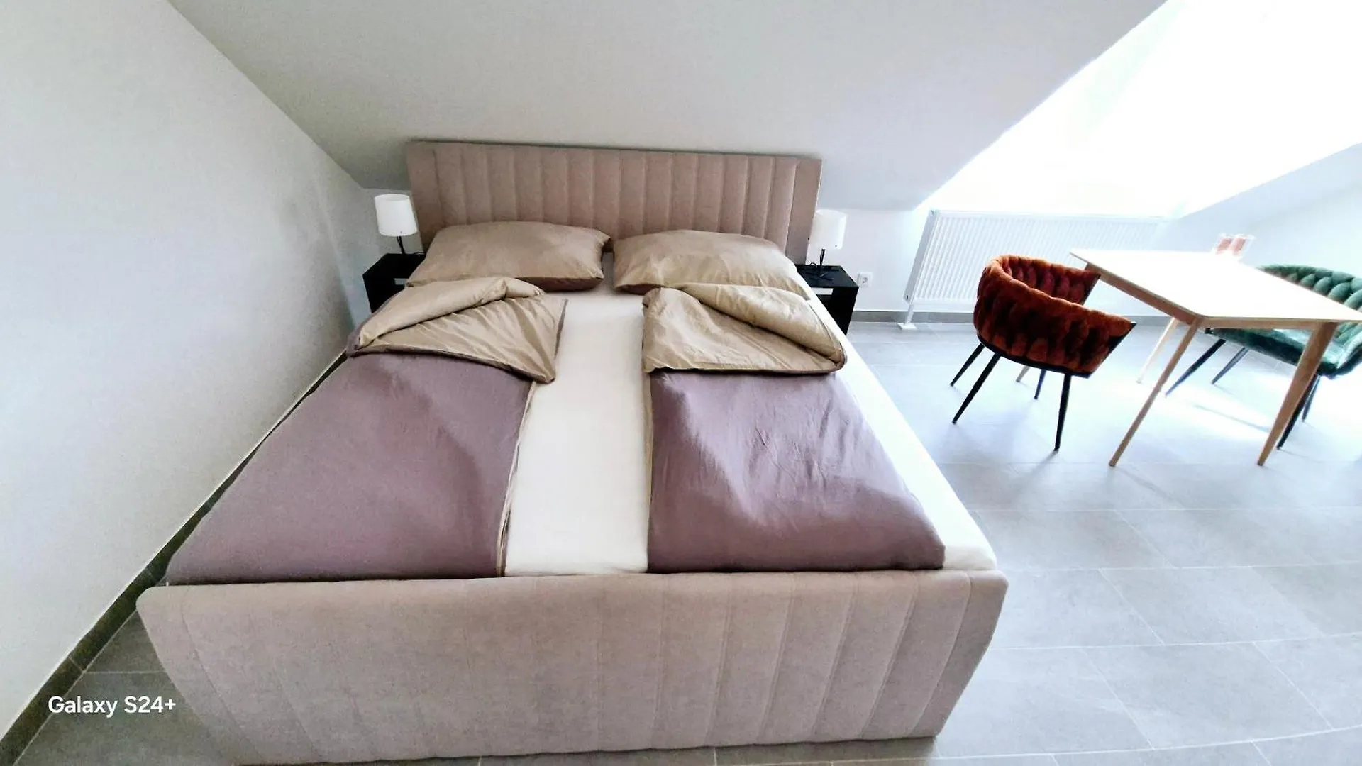 Moderne Apartments Mit Klima, Perfekter Anbindung Ins Zentrum Und Kostenlose Parkplaetze! Vienna Austria