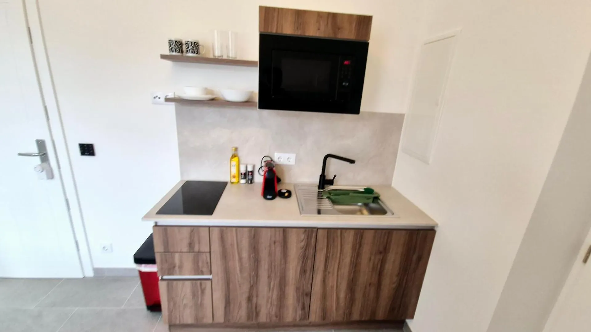 Moderne Apartments Mit Klima, Perfekter Anbindung Ins Zentrum Und Kostenlose Parkplaetze! Vienna