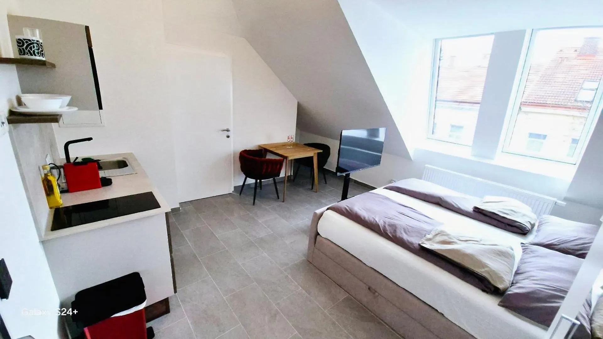 Moderne Apartments Mit Klima, Perfekter Anbindung Ins Zentrum Und Kostenlose Parkplaetze! Vienna