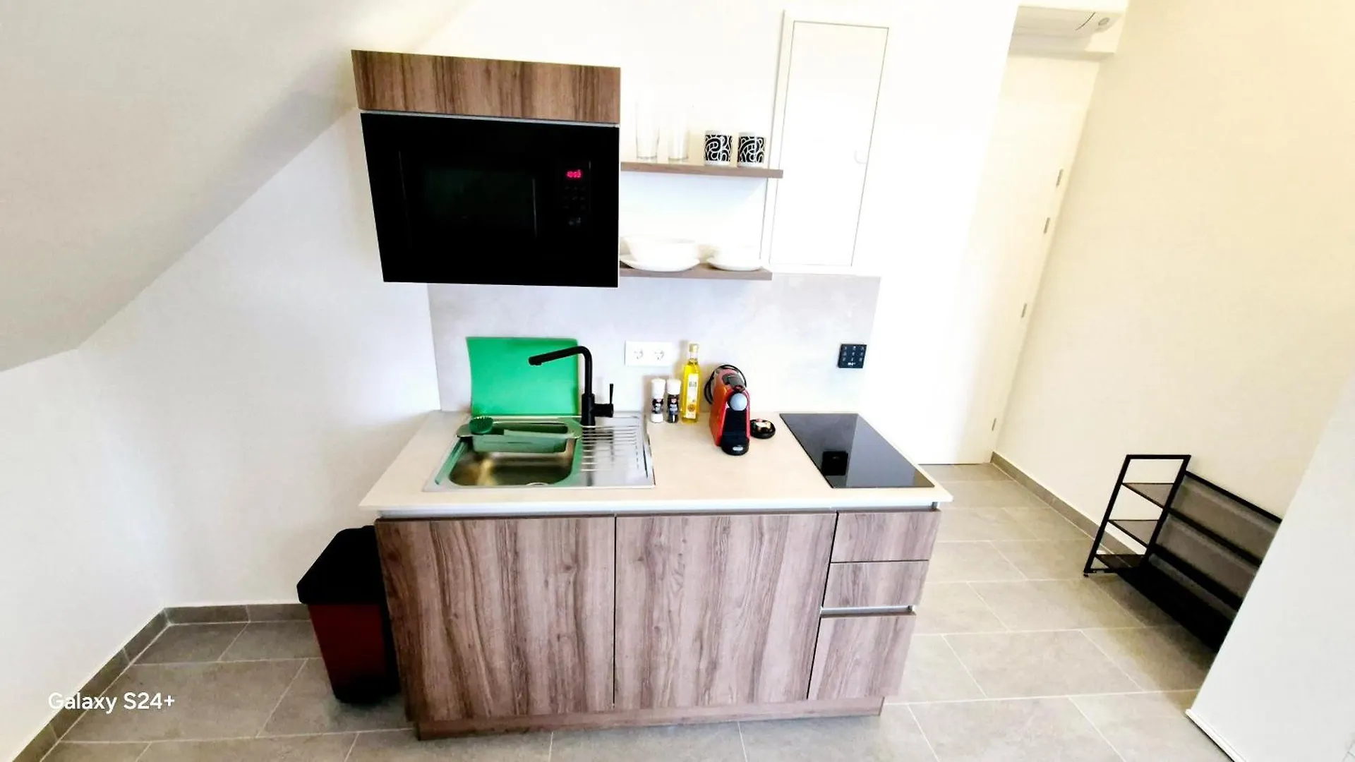 Moderne Apartments Mit Klima, Perfekter Anbindung Ins Zentrum Und Kostenlose Parkplaetze! Vídeň